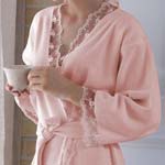 махровый женский короткий халат с кружевом  Bianca rose, Tivolyo Турция